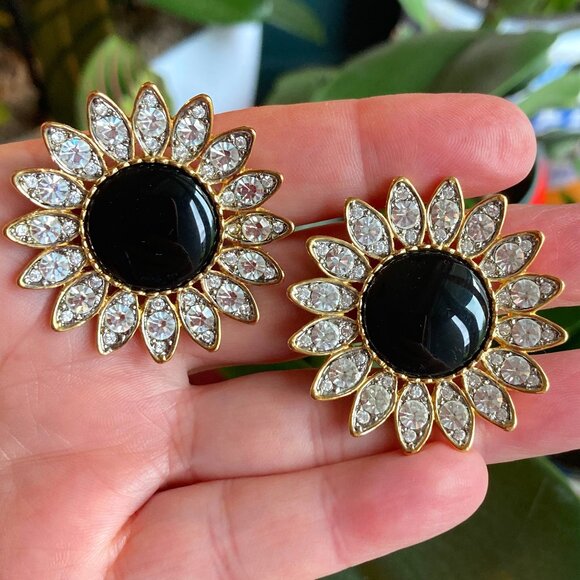Butler "Black-Eyed Susan" black onyx clip-on earrings - Picture 1 of 6